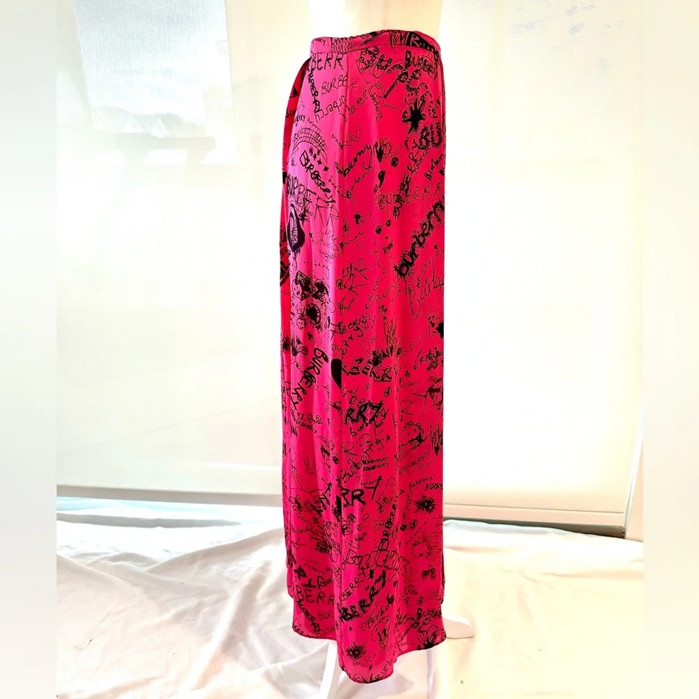 Authentic Burberry Vibrant Pink A-Line Skirt with Black Graphic Print - Picture 5 of 16